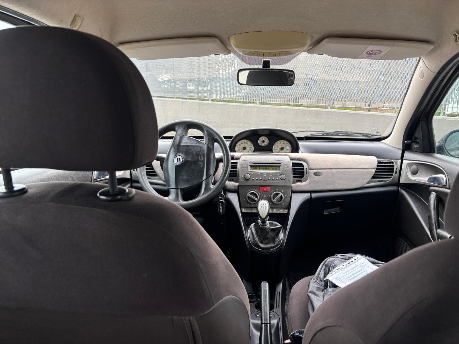 Lancia Ypsilon 1.2 Benzina Argento 6