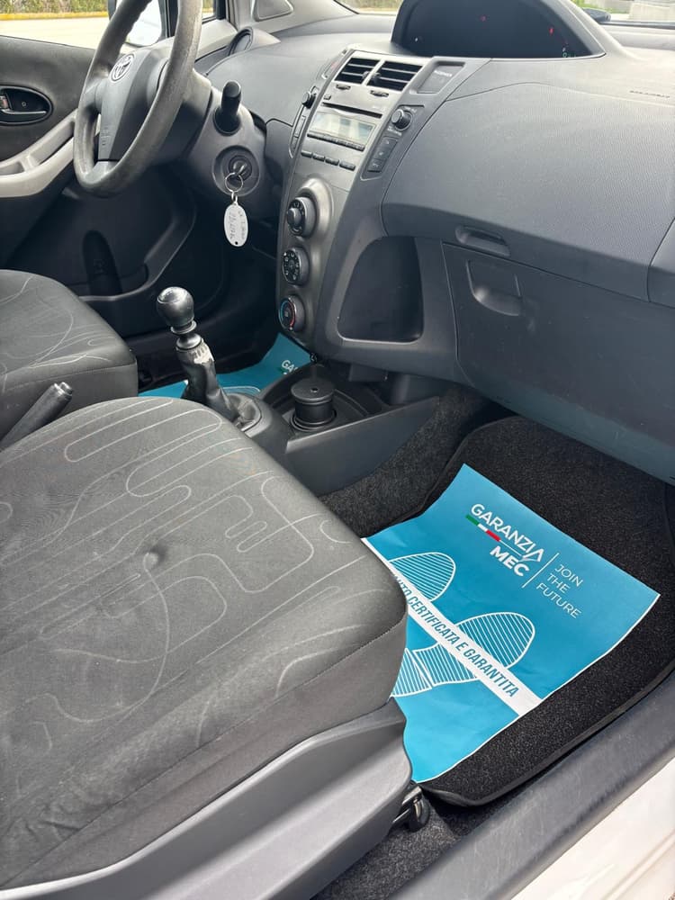 Toyota Yaris 1.4 D-4D Diesel 13