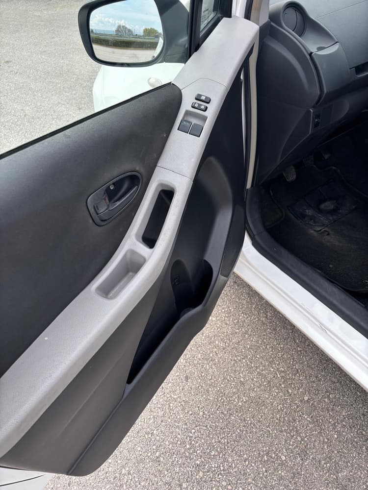 Toyota Yaris 1.4 D-4D Diesel 6