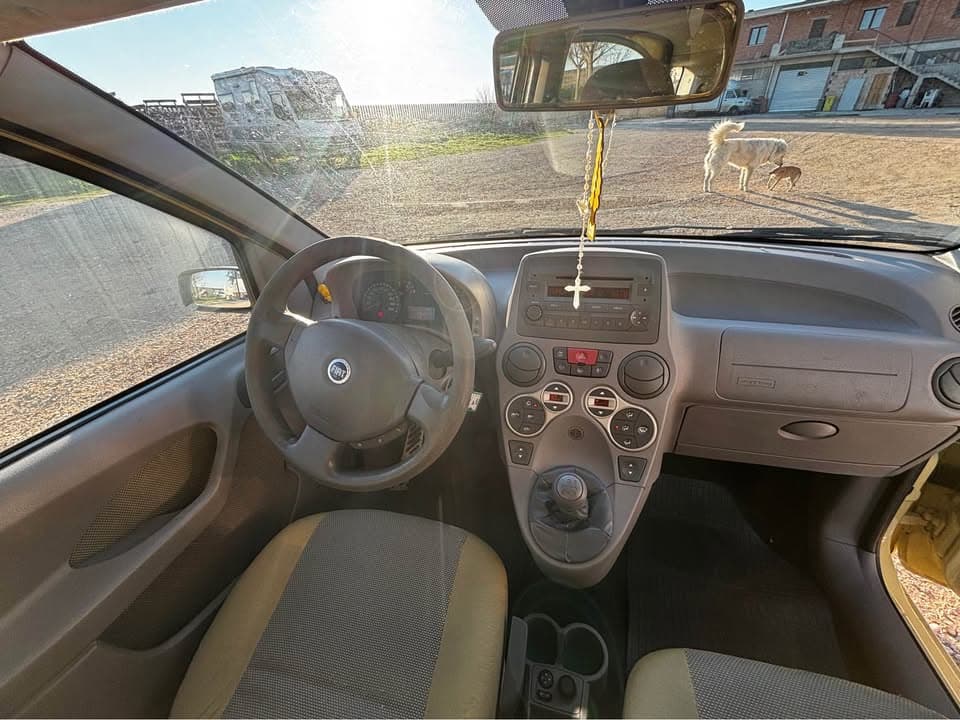 Fiat Panda 1.3 Multijet Gialla 8
